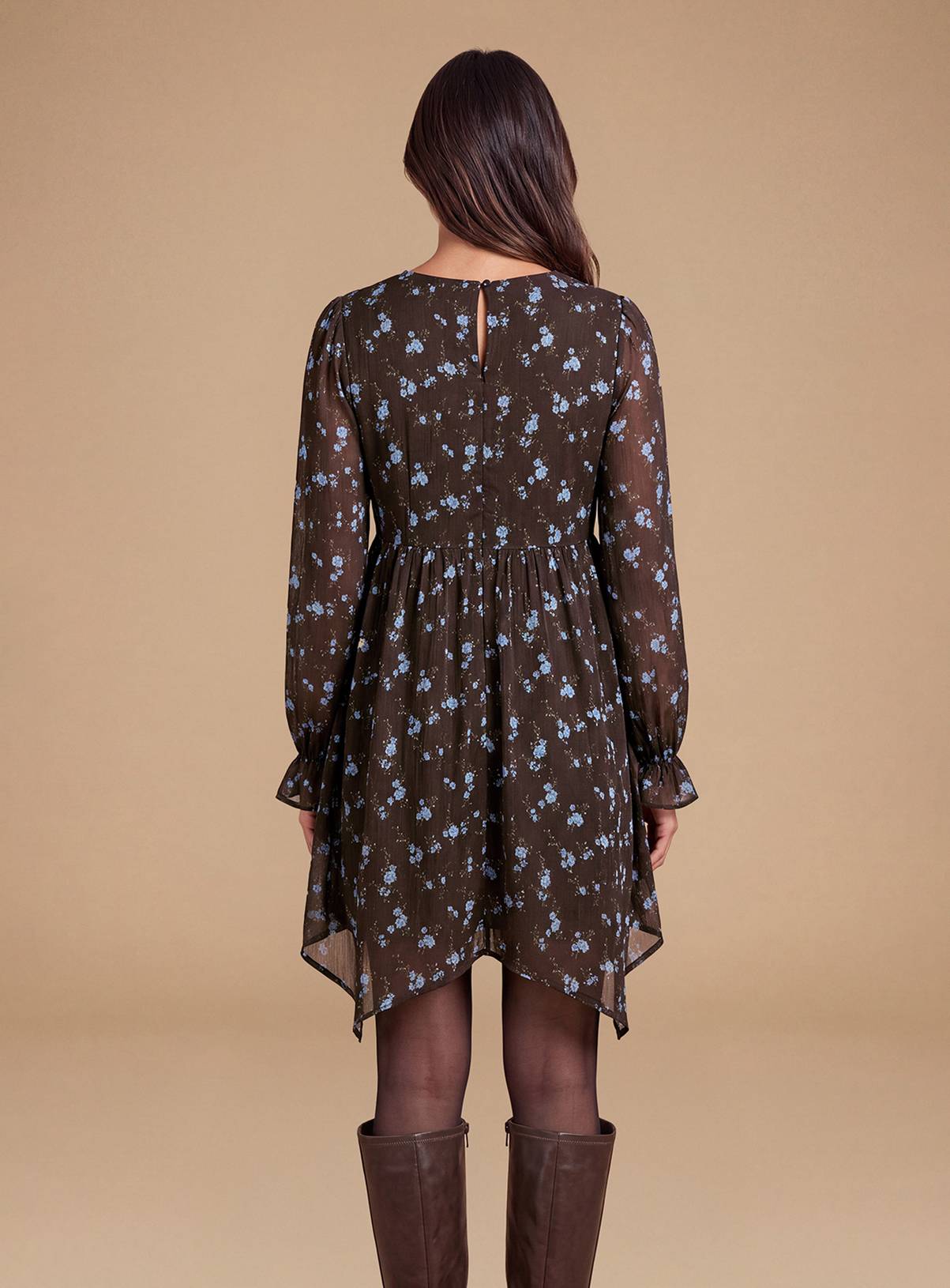 DOROTHY PERKINS Petite Hanky Hem Ruched Detail Printed Chiffon Mini Dress 12 - Image 3